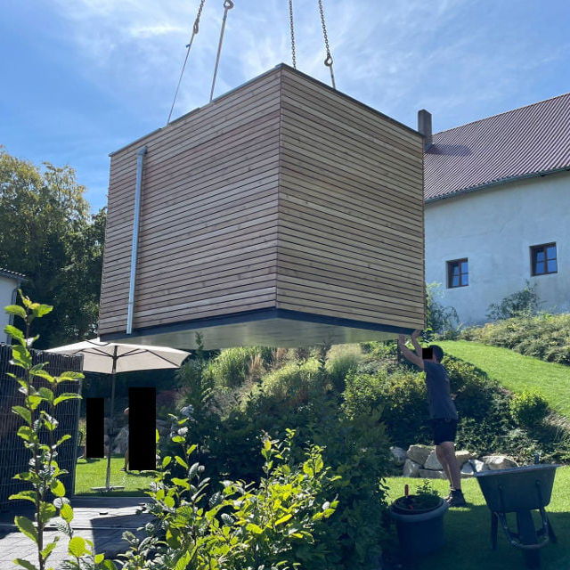 Gartensauna in Holzständerbauweise, schlüsselfertig geliefert